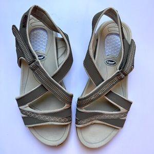 Dr. Scholl's Panama Women's Size 7 Leather Tan Sport Sandal